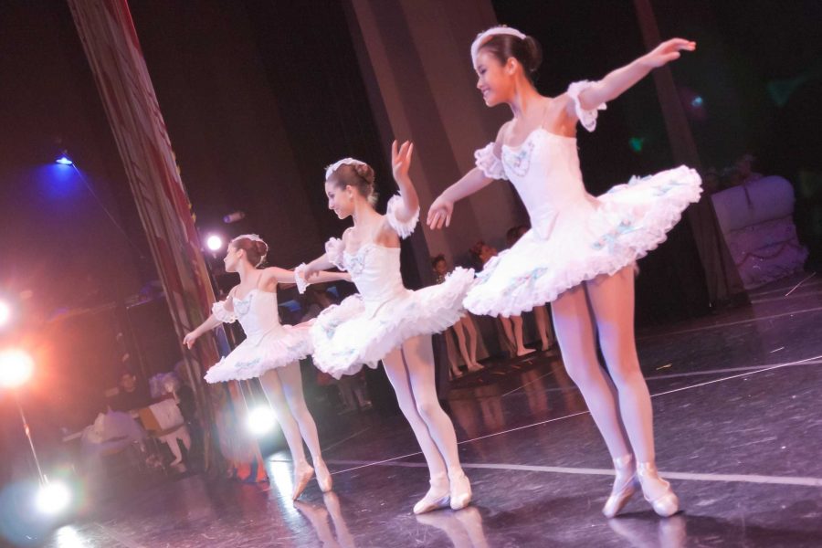 The Nutcracker,” presented by the Ventura County Ballet Company at the Oxnard Performing Arts Center, featured the Ventura College 52-piece orchestra. The ballet aimed to entertain children as well as adults.