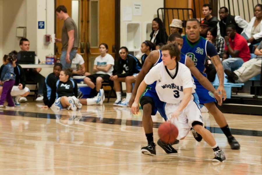 Kyle Olandt driving down on the Condors