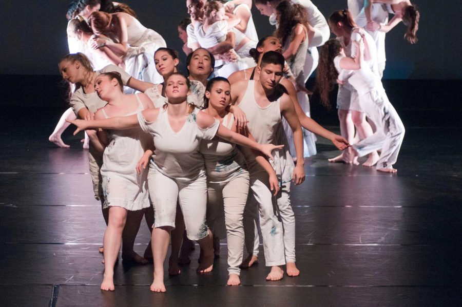 Students+perform+the+piece+Things+Left+Unsaid+choreographed+by+Beth+Megill.+Photo+by+Robert+Salas.