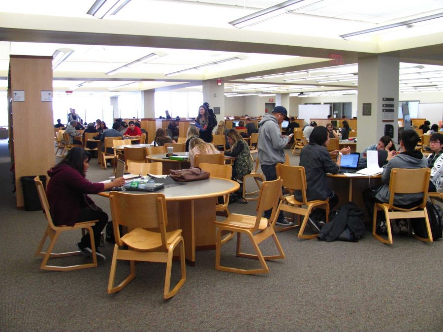 Students gather to study on the third floor of the LLR.