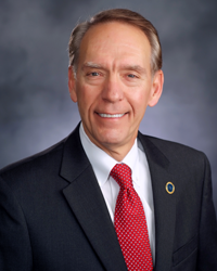 Brice W. Harris, chancellor of California Community Colleges, announced on Oct. 13 his plan to retire in April 2016. Photo credit: California Community Colleges Chancellors Office website