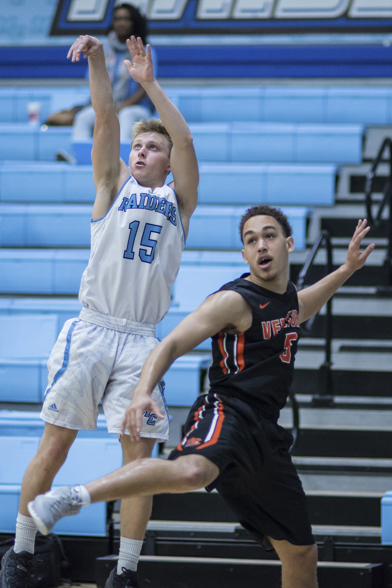 The Raiders steal a victory vs Ventura College, Moorpark Basketball Splits Home Games vs. Ventura