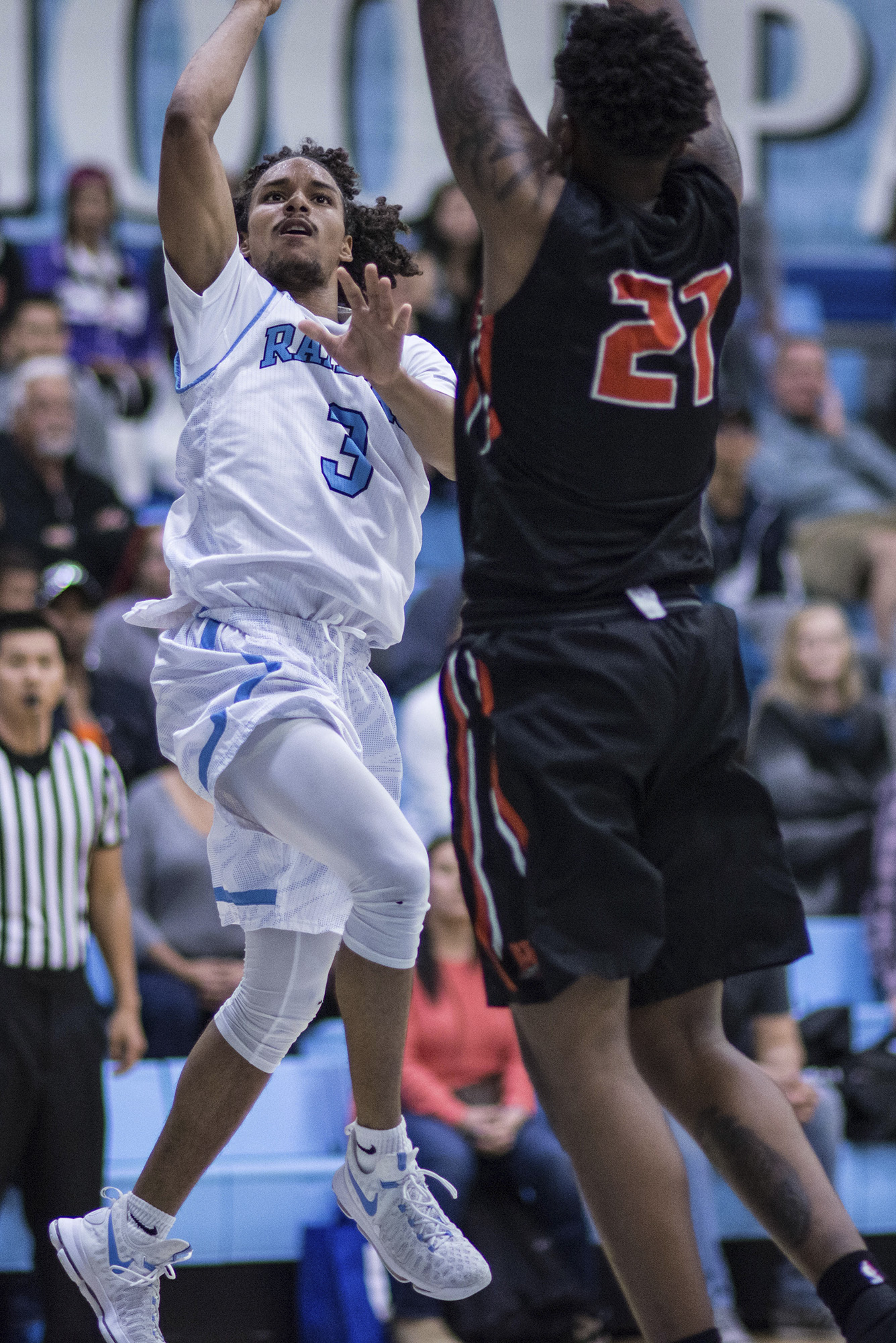 The Raiders steal a victory vs Ventura College, Moorpark Basketball Splits Home Games vs. Ventura