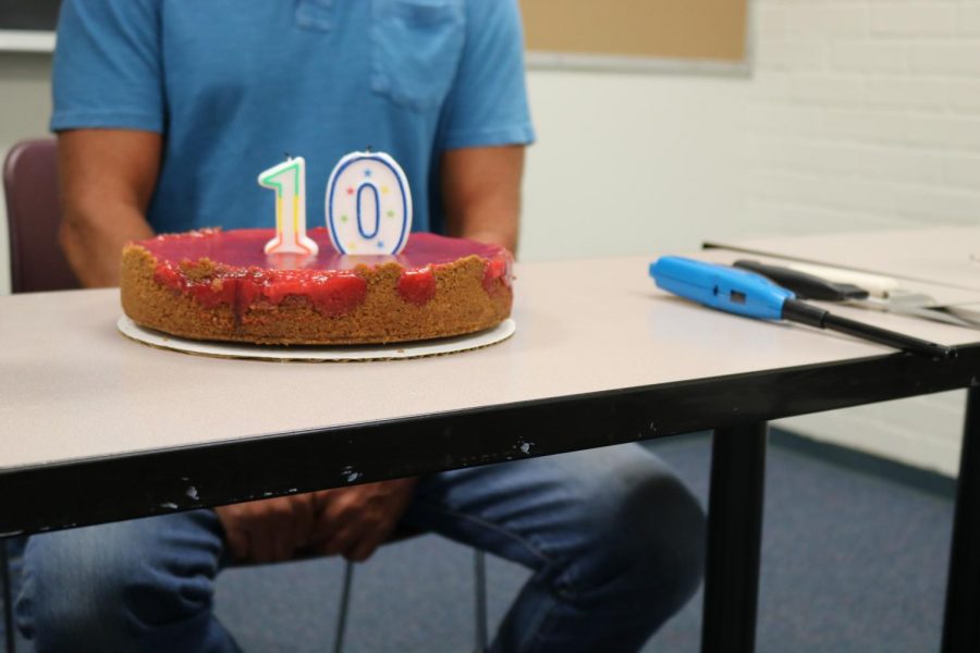 To celebrate a members 10th year of sobriety, cake and candles were brought to the meeting. Photo credit: Michelle De Leon