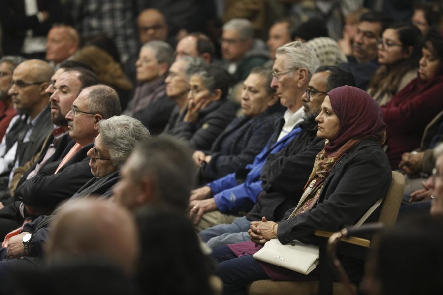 Crowds of Simi Valley residents pack the council chamber of Simi Valley City Hall during the council meeting on Monday, Feb. 10. Many people attended in order to either support or oppose item 4A, an item addressing the expansion of a local mosque. Photo credit: Ryan Bough