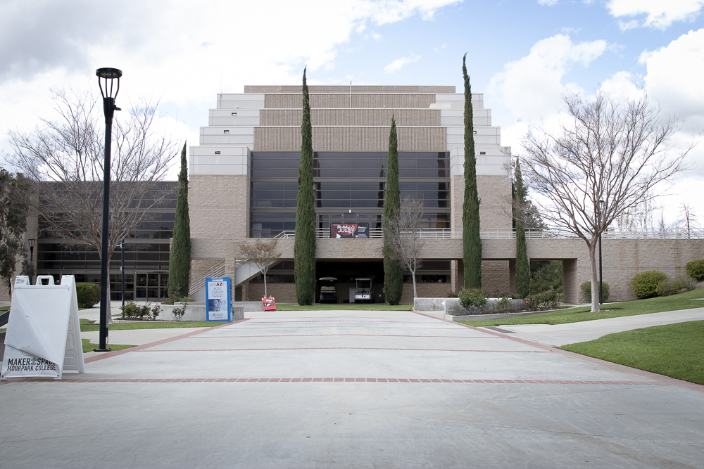 The Moorpark College Performing Arts building remains empty on Tuesday, March 17. Due to safety precautions, all upcoming performances have been cancelled.
