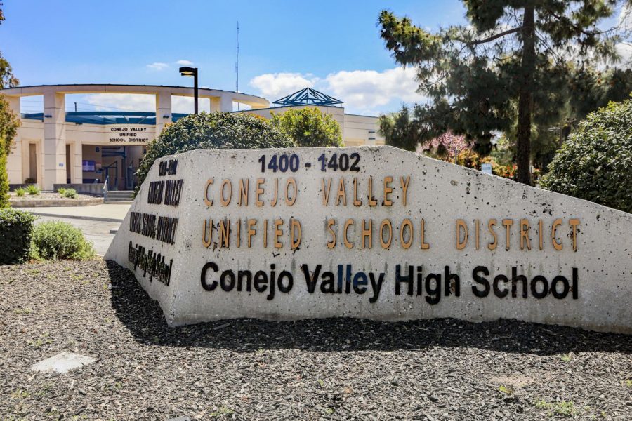 The+Conejo+Valley+Unified+School+District+in+Thousand+Oaks%2C+CA.+remains+closed+on+Friday%2C+April+3%2C+2020.+The+district+will+remain+closed+for+the+rest+of+the+2019-2020+academic+school+year+due+to+the+COVID-19+pandemic.+Photo+credit%3A+Ryan+Bough