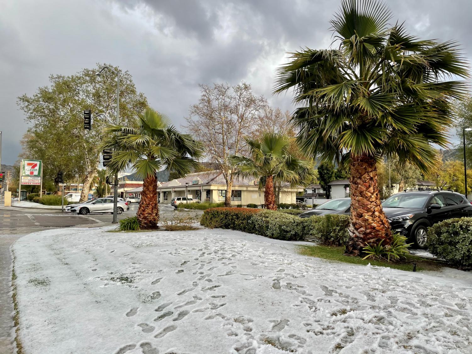 Snow fall on March 11, 2021 at the corner of Yosemite Ave and Los Angeles Ave in Simi Valley, CA.