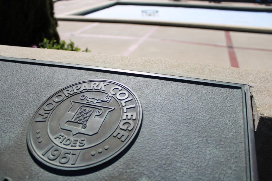 Moorpark+College+1961+Logo+on+a+steel+plaque+behind+Fountain+Hall+on+Feb.+17%2C+2022.+Photo+credit%3A+David+Chavez