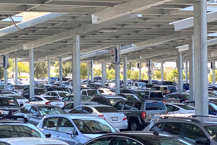 Gas powered cars pack the Moorpark student lot on Tuesday, Sept. 6th, 2022. Photo credit: Teagan Davidge