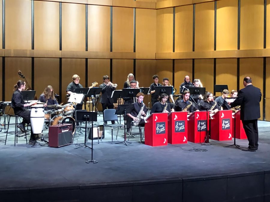 Moorpark+Colleges+Jazz+B+Band+performs+their+set+at+A+Dynamic+Evening+of+Music+in+the+Performing+Arts+Center+on+Oct.+29%2C+2022.+Photo+credit%3A+Sarah+Graue