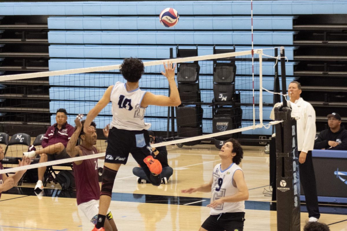 Moorpark Raiders men’s volleyball defeat Antelope Valley and advance to CCCAA State Playoffs